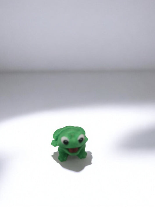 Articulating Mini Frog – Cute, Compact, and Full of Personality!