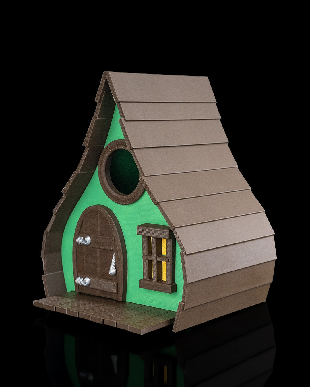 Fairytale Hut Birdhouse - Charming Outdoor Décor